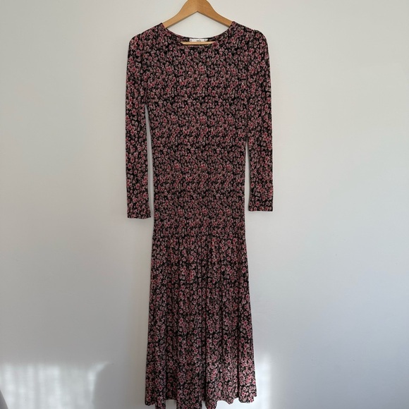 Mango Black and Pink smocked floral mini dress New With Tags Size: 4 - Picture 4 of 8